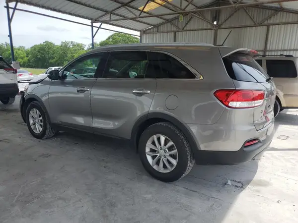 5XYPGDA52HG212996 2017 KIA SORENTO - Image 2