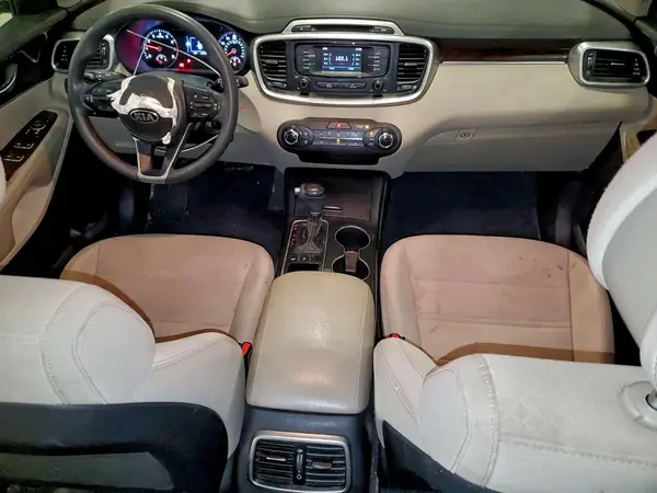 5XYPGDA52HG217874 2017 KIA SORENTO - Image 8