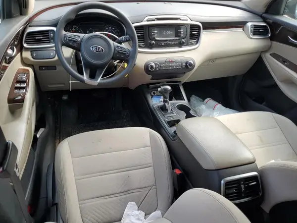 5XYPGDA52HG222069 2017 KIA SORENTO - Image 8