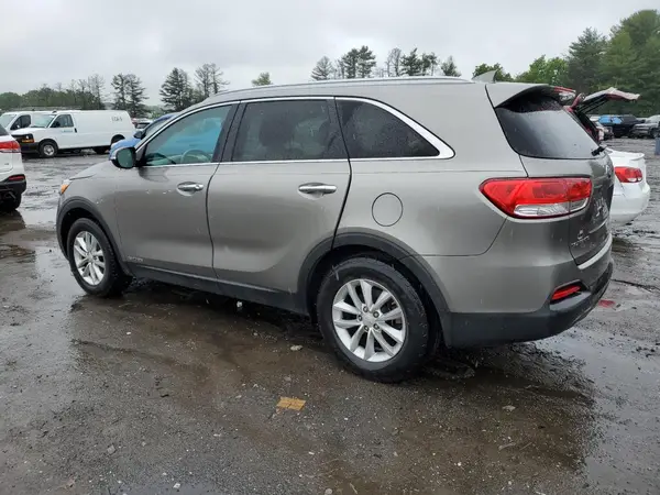 5XYPGDA52HG227675 2017 KIA SORENTO - Image 2