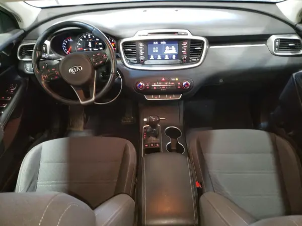 5XYPGDA52HG231354 2017 KIA SORENTO - Image 8