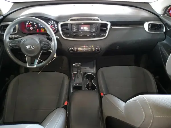 5XYPGDA52HG242435 2017 KIA SORENTO - Image 8