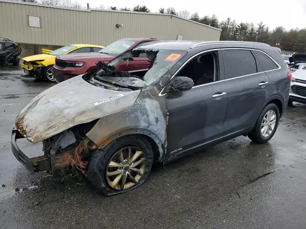 5XYPGDA52HG247828 2017 KIA SORENTO - Image 1