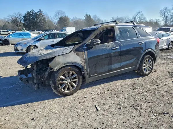5XYPGDA52HG310684 2017 KIA SORENTO - Image 1