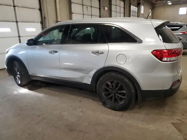 5XYPGDA52HG334256 2017 KIA SORENTO - Image 2