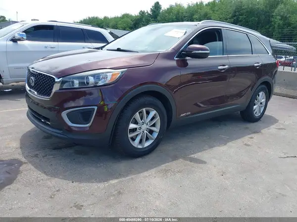 5XYPGDA52HG335472 2017 KIA SORENTO - Image 2