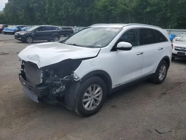 5XYPGDA52HG335858 2017 KIA SORENTO - Image 1