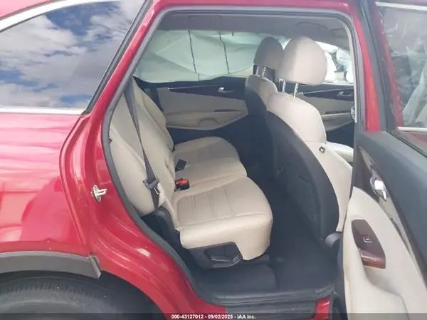 5XYPGDA52JG365741 2018 KIA SORENTO - Image 8
