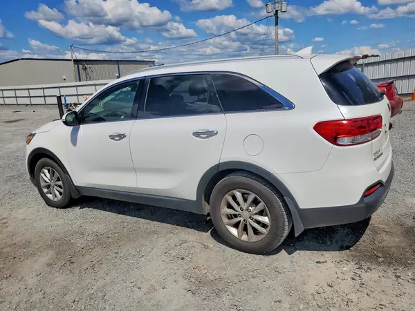 5XYPGDA52JG368106 2018 KIA SORENTO - Image 2