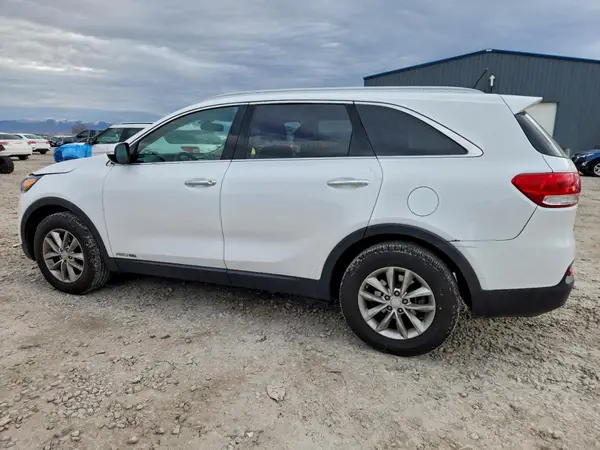 5XYPGDA52JG373788 2018 KIA SORENTO - Image 2
