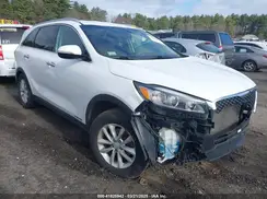 5XYPGDA52JG374276 2018 KIA SORENTO