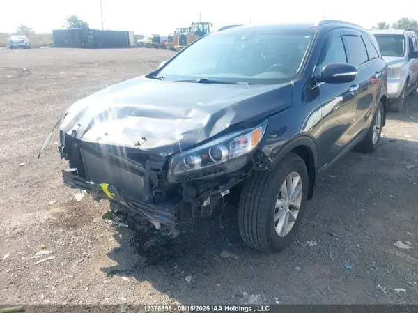 5XYPGDA52JG390283 2018 KIA SORENTO - Image 2