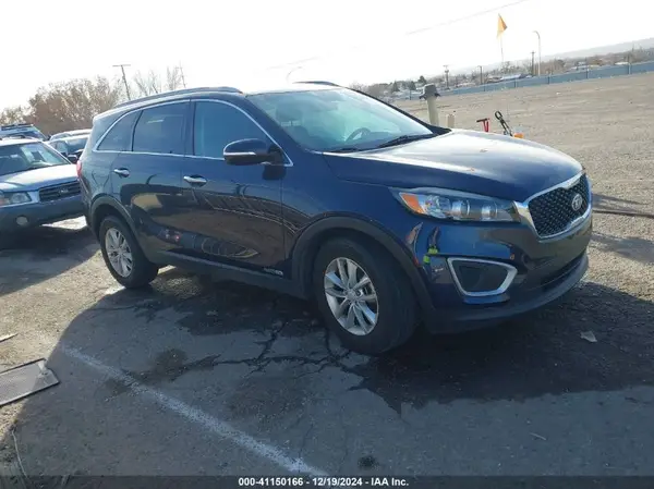 5XYPGDA52JG396732 2018 KIA SORENTO - Image 1