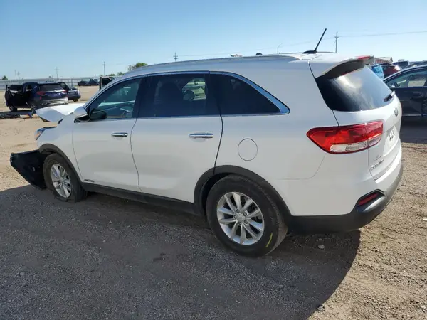 5XYPGDA52JG403291 2018 KIA SORENTO - Image 2