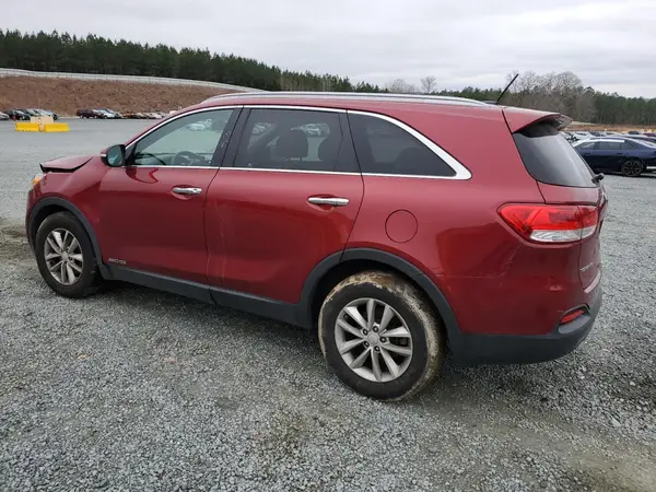 5XYPGDA52JG421211 2018 KIA SORENTO - Image 2