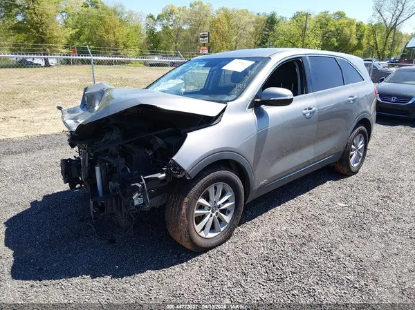 5XYPGDA52KG449205 2019 KIA SORENTO - Image 2