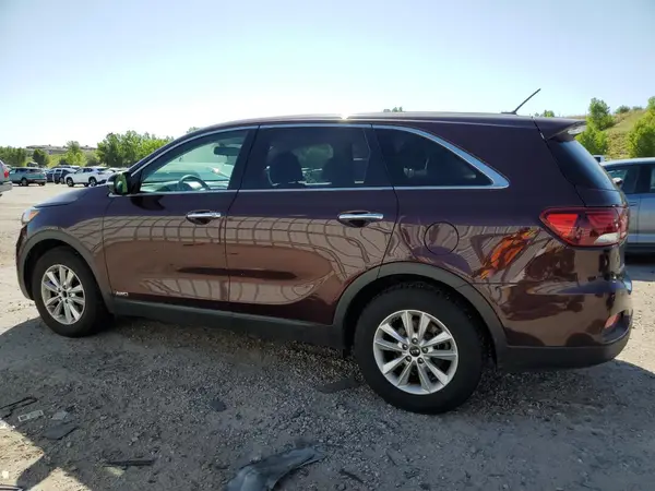 5XYPGDA52KG449432 2019 KIA SORENTO - Image 2
