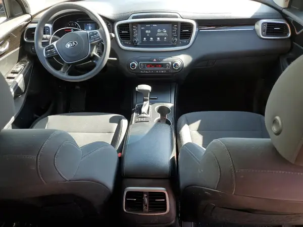 5XYPGDA52KG449432 2019 KIA SORENTO - Image 8