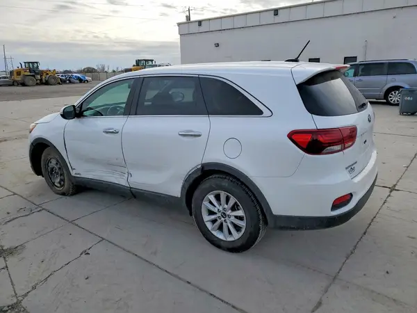 5XYPGDA52KG455649 2019 KIA SORENTO - Image 2