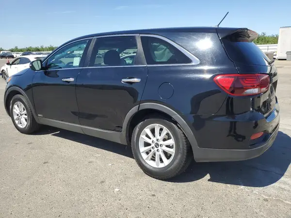 5XYPGDA52KG463492 2019 KIA SORENTO - Image 2
