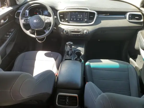 5XYPGDA52KG463492 2019 KIA SORENTO - Image 8