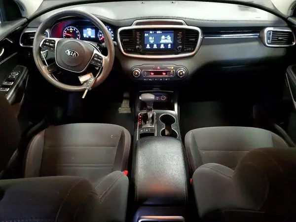 5XYPGDA52KG472323 2019 KIA SORENTO - Image 8