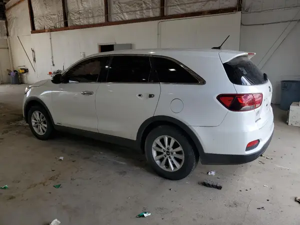 5XYPGDA52KG481197 2019 KIA SORENTO - Image 2