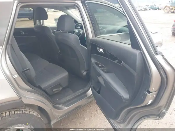 5XYPGDA52KG484407 2019 KIA SORENTO - Image 8