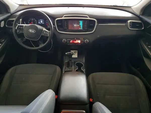 5XYPGDA52KG487694 2019 KIA SORENTO - Image 8