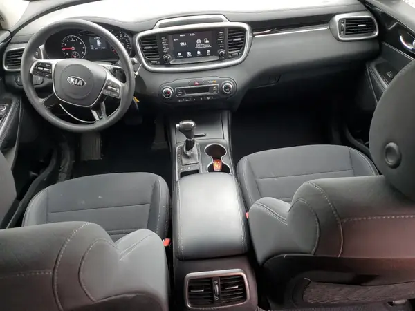 5XYPGDA52KG490241 2019 KIA SORENTO - Image 8