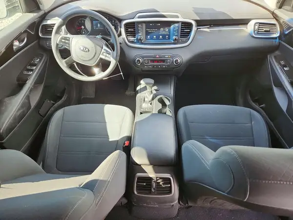 5XYPGDA52KG561065 2019 KIA SORENTO - Image 8