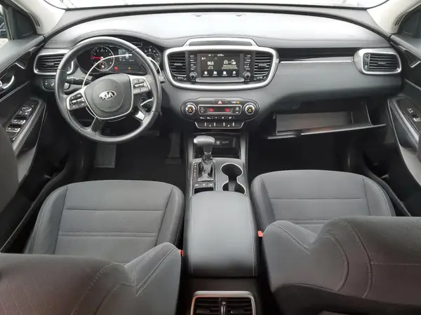 5XYPGDA52KG586953 2019 KIA SORENTO - Image 8