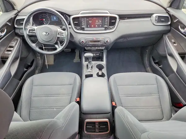 5XYPGDA52KG600477 2019 KIA SORENTO - Image 8