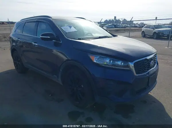 5XYPGDA52KG602679 2019 KIA SORENTO - Image 1