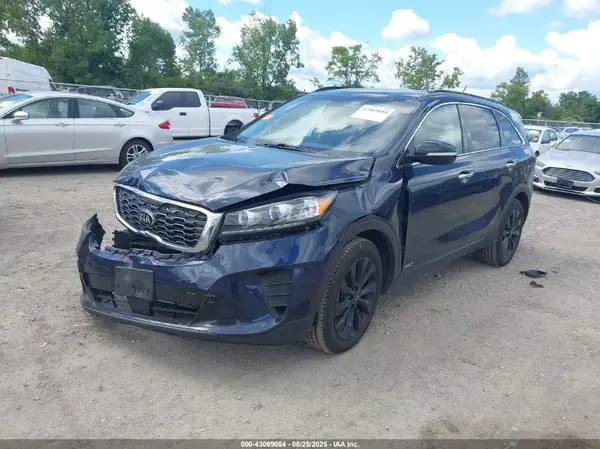 5XYPGDA52LG657957 2020 KIA SORENTO - Image 2