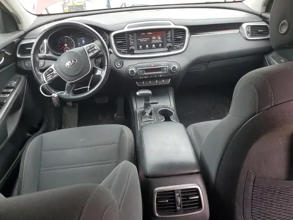 5XYPGDA52LG677562 2020 KIA SORENTO - Image 8