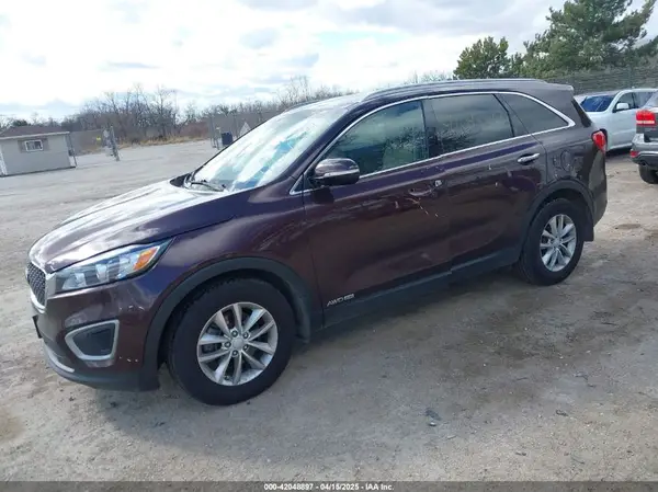 5XYPGDA53GG037477 2016 KIA SORENTO - Image 2
