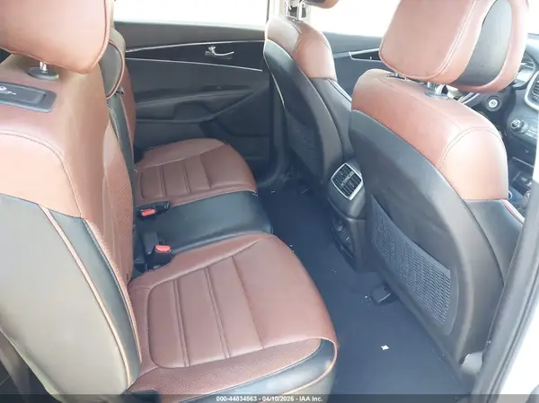 5XYPGDA53GG039049 2016 KIA SORENTO - Image 8