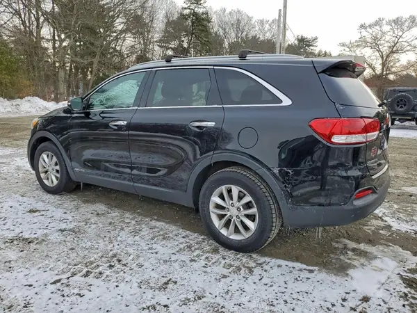 5XYPGDA53GG043585 2016 KIA SORENTO - Image 2
