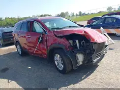 5XYPGDA53GG097758 2016 KIA SORENTO