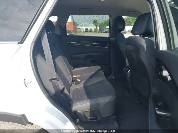 5XYPGDA53GG105406 2016 KIA SORENTO - Image 8