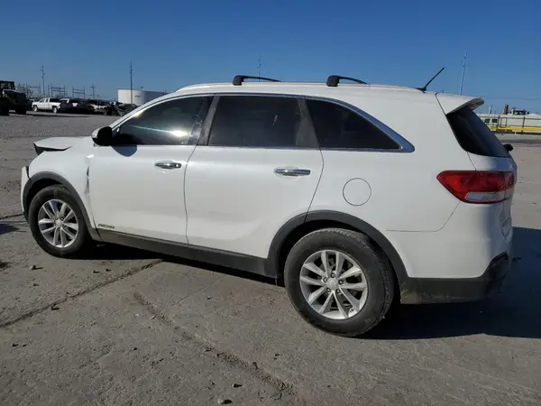5XYPGDA53GG107446 2016 KIA SORENTO - Image 2