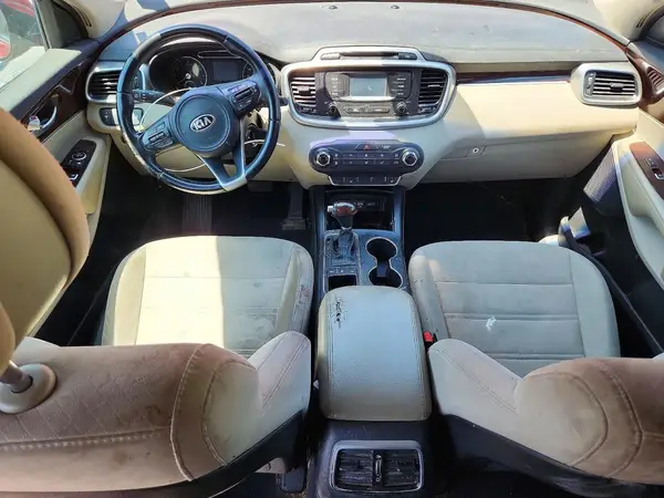 5XYPGDA53GG109682 2016 KIA SORENTO - Image 8