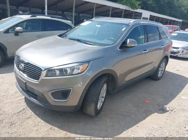 5XYPGDA53GG130564 2016 KIA SORENTO - Image 2