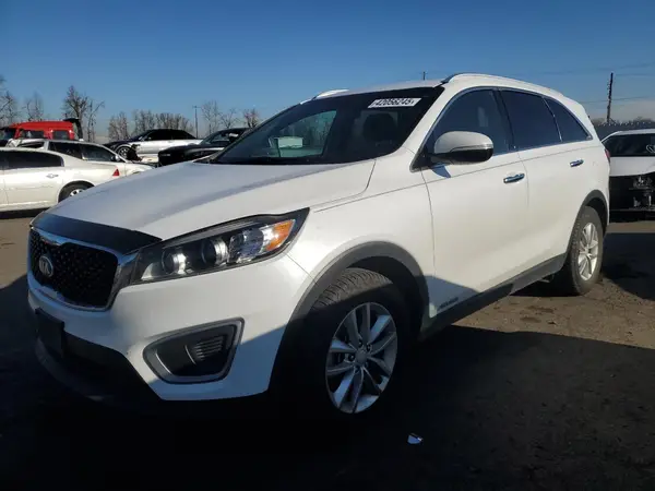 5XYPGDA53GG137837 2016 KIA SORENTO - Image 1