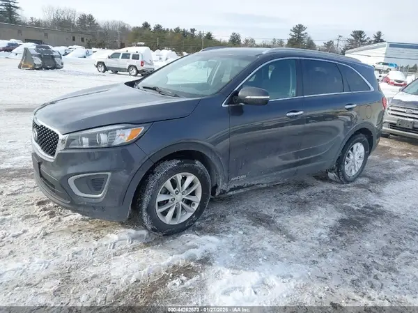 5XYPGDA53GG139376 2016 KIA SORENTO - Image 2