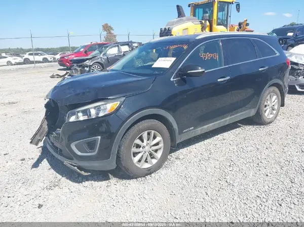 5XYPGDA53GG169669 2016 KIA SORENTO - Image 2