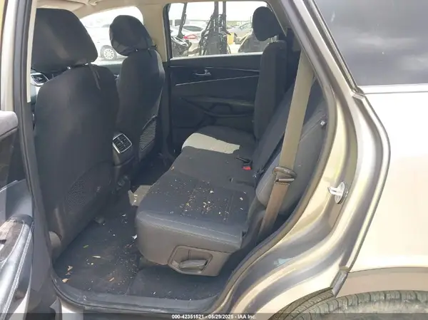 5XYPGDA53GG176931 2016 KIA SORENTO - Image 8