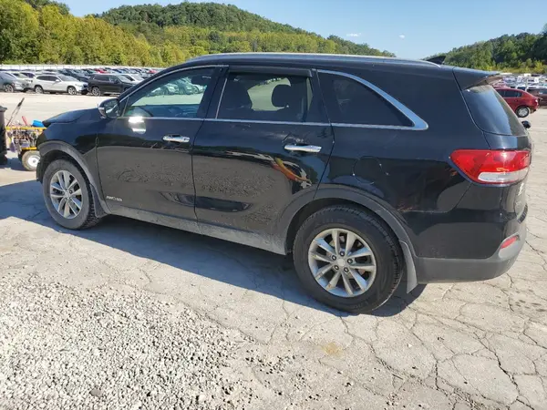 5XYPGDA53GG178095 2016 KIA SORENTO - Image 2