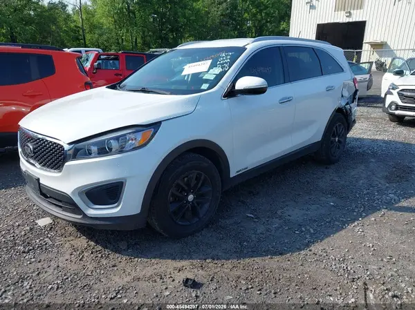 5XYPGDA53GG180509 2016 KIA SORENTO - Image 2